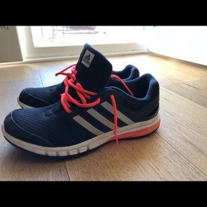 Adidas Adiprene training/running shoe